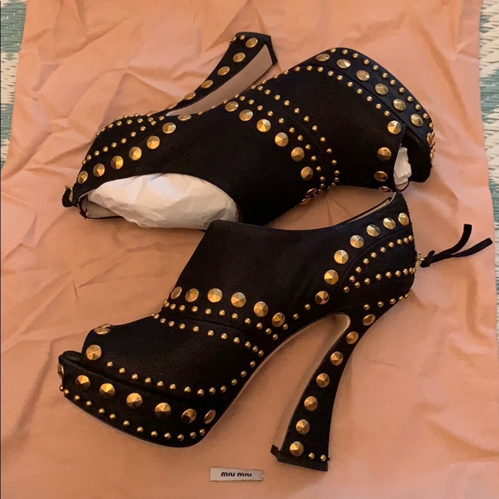 Platform pumps
